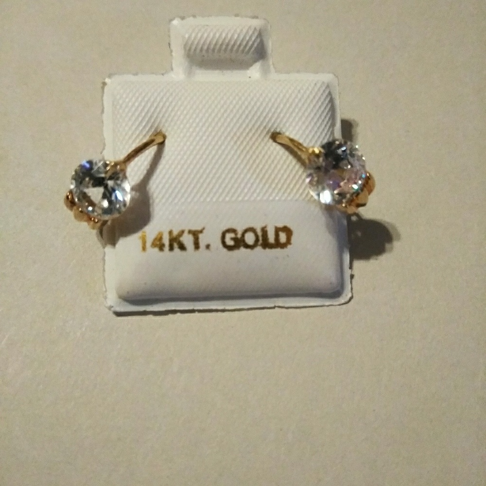 14k 1:00ct cz earrings
